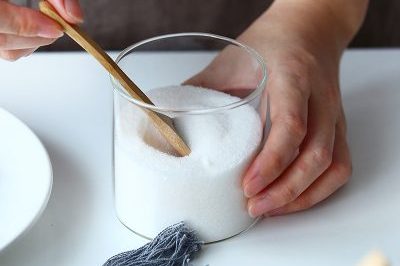 Household Kitchen Supplies Seasoning Glass Jars (2)