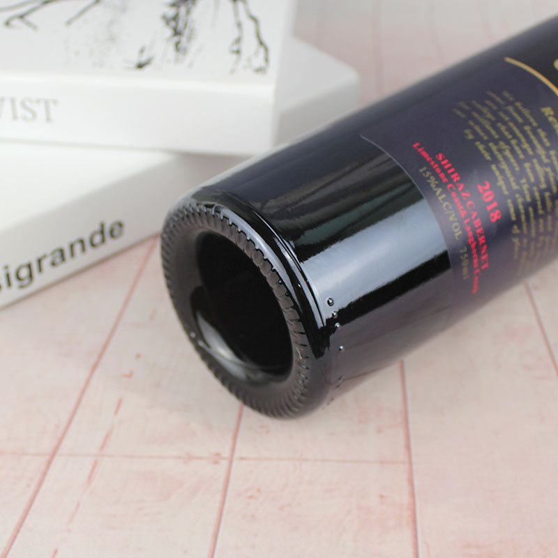 OEM Australian Kangaroo Dry Red Wine glass jar supplier