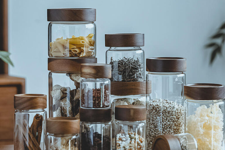 Airtight transparent food storage jars with bamboo lids (10) Wholesale airtight transparent glass food storage jars bamboo lid