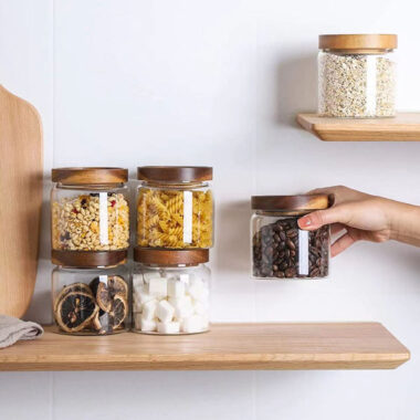 Wholesale airtight transparent glass food storage jars bamboo lid