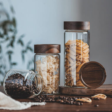 Wholesale airtight transparent glass food storage jars bamboo lid