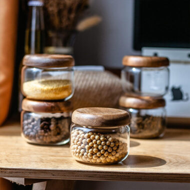 Wholesale airtight transparent glass food storage jars bamboo lid
