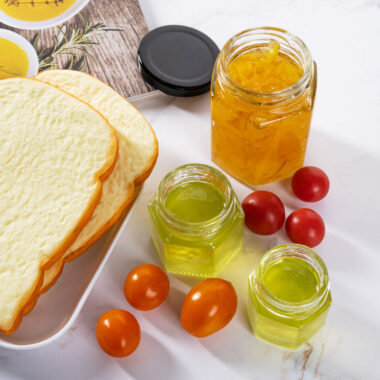 Transparent glass jam jars for wholesale food storage