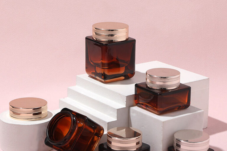 Custom luxury glass cosmetic jars for eye cream packaging (3) Luxury portable eye cream custom glass cosmetic jars