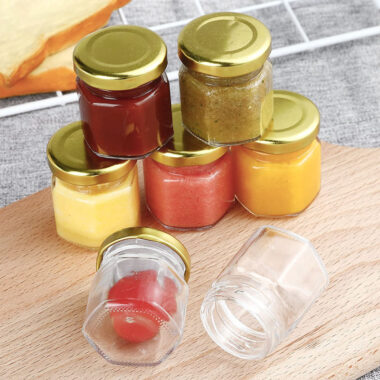 Transparent food jam jars with airtight lids