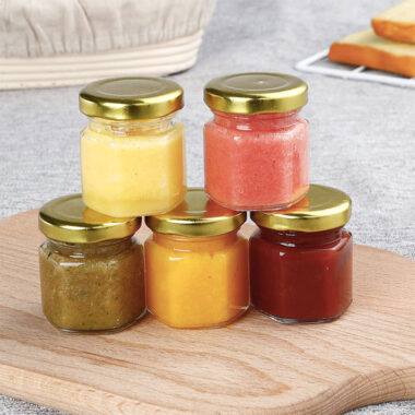 Transparent food jam jars with airtight lids