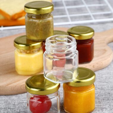 Transparent food jam jars with airtight lids