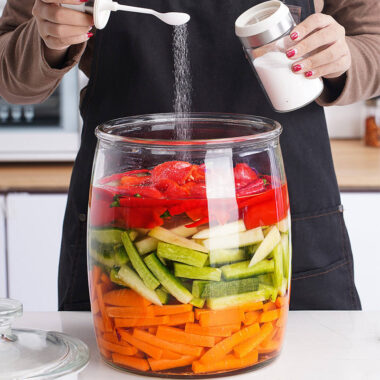Airtight pickle jars for kitchen food storage