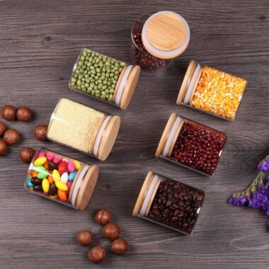 Custom square and round glass food storage jars for kitchen