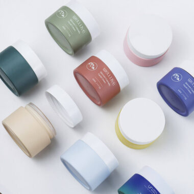 Custom color round cream glass cosmetic jars manufacturer