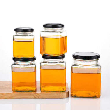 High-quality pickle jars with durable metal lids