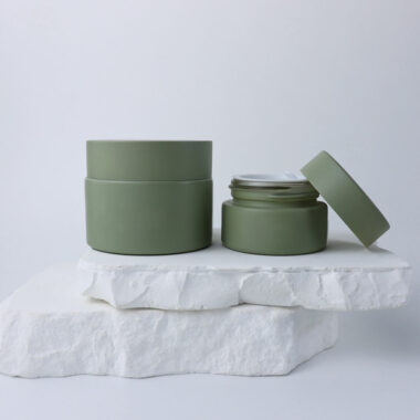 Luxury colored round glass cosmetic jars supplier