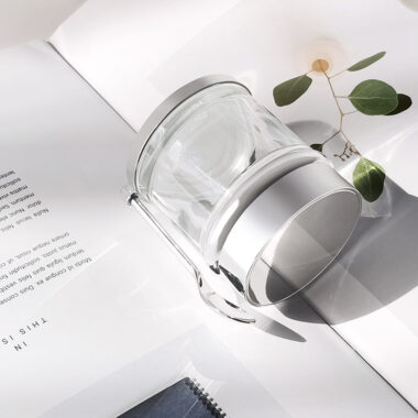 Luxury wide-mouth cream glass cosmetic jars wholesale