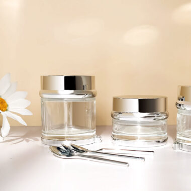 Luxury wide-mouth cream glass cosmetic jars wholesale