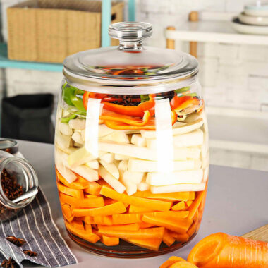 Food-safe round pickle jars for kitchen storage