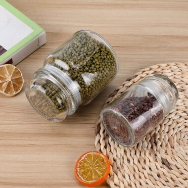 Round airtight glass food storage jars with lids factory supply