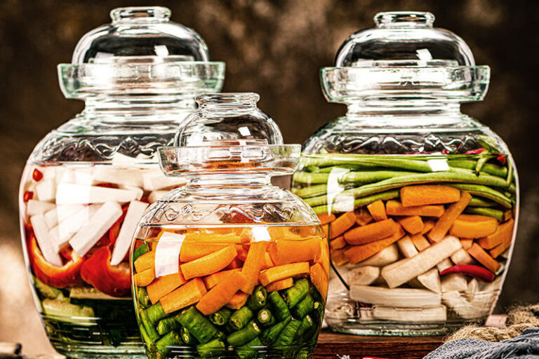 Wholesale pickle jars with modern design for storage (3) Modern design pickle jars for wholesale food storage