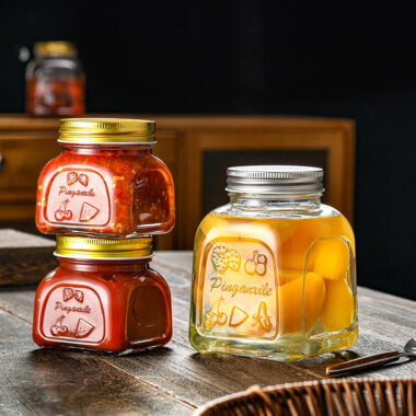 Multi-purpose wide-mouth glass jam jars for storage