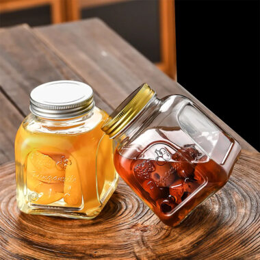 Multi-purpose wide-mouth glass jam jars for storage