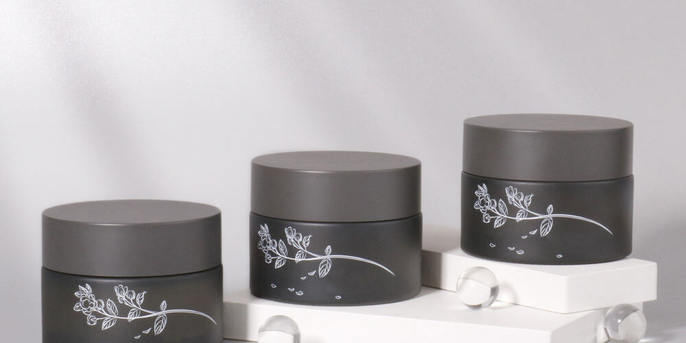 Frosted luxury empty glass cosmetic jars for cream