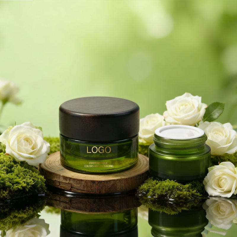Empty luxury green glass cosmetic jars for cream