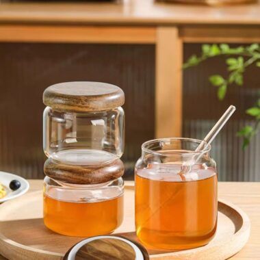 Food-grade airtight jam jar with lid for safe storage