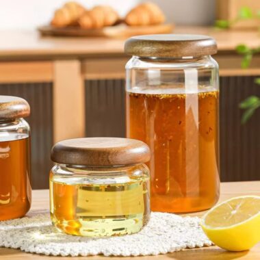 Food-grade airtight jam jar with lid for safe storage