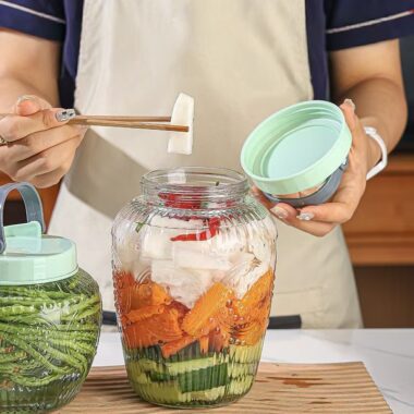 Food-grade thickened sealed pickle jars for home kitchen storage