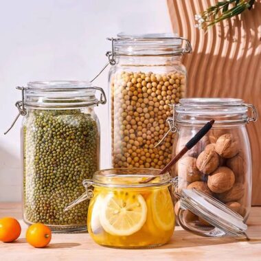 Durable multi-size glass pickle jars for food preservation