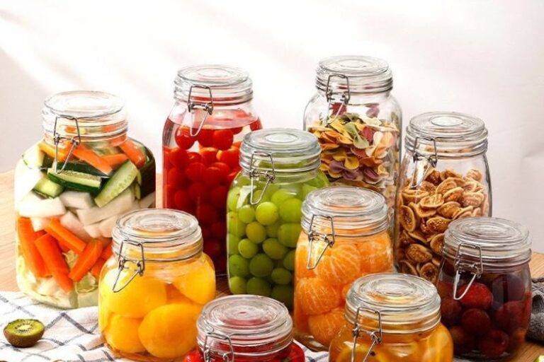 Multi-Capacity Glass Pickle Jars for Bulk Storage (3) Durable multi-size glass pickle jars for food preservation