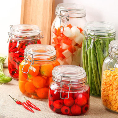 Durable multi-size glass pickle jars for food preservation