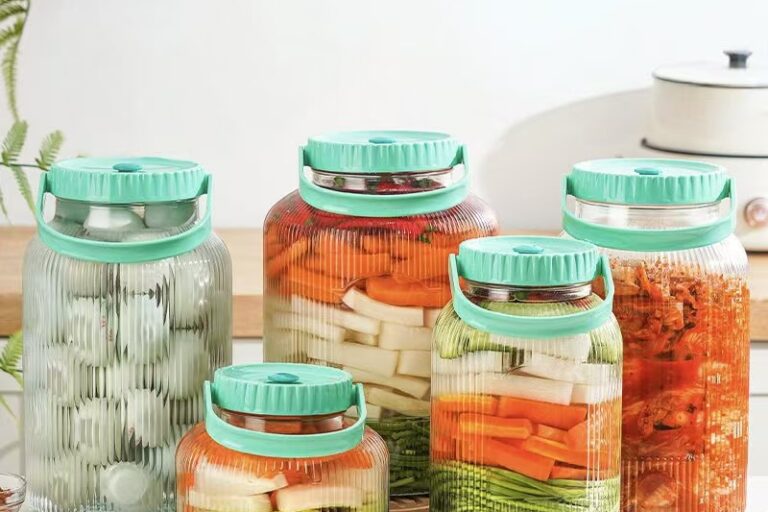 Premium Food-Grade Airtight Pickle Jar for Home Storage (2) High-quality food-grade sealed pickle jars for household use